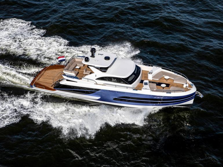 Van der Valk Shipyard Cor D Rover design Beachclub 600 Flybridge LUCY PENGUIN for sale