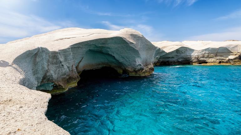 Sarakiniko Beach
