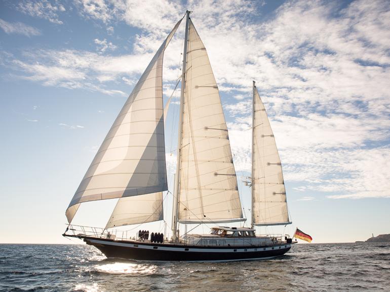 nl25.035-25ds-dutch-sailing-yacht-01.jpg