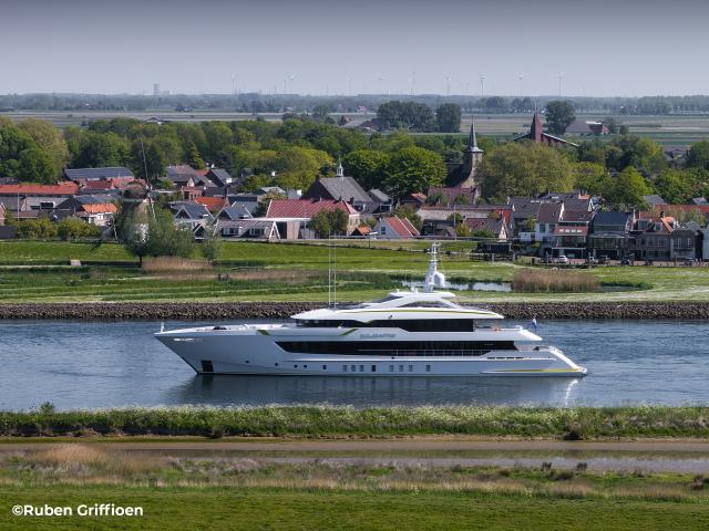 Heesen FDHF Omega Architects Van Oossanen Luca Dini Custom Dutch motor yacht Solemates for sale