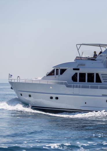 NL18.021 Moonen custom dutch motor yacht 01