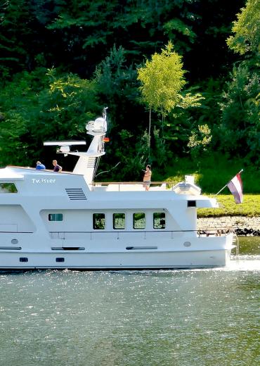 Kempers custom dutch motor yacht Twister for sale