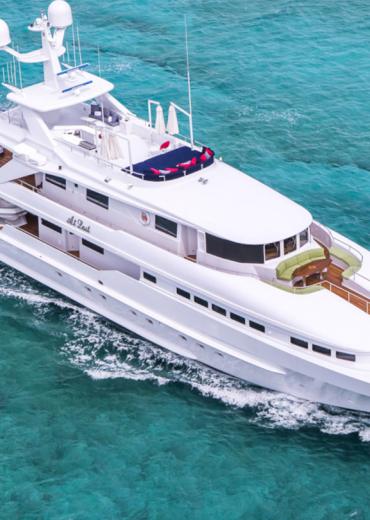 NL44.004 Heesen Gerhard Gilgenast dutch motor yacht 01