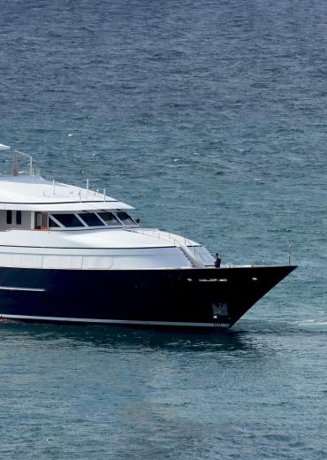 Feadship de vries de voogt naval architects custom dutch motor yacht Hercules for sale